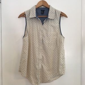 Forever 21 Sleeveless Collared Polka Dot Top